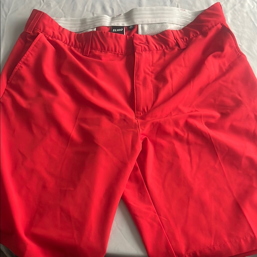 Sligo Men's Red Flat Front Shorts NWOT